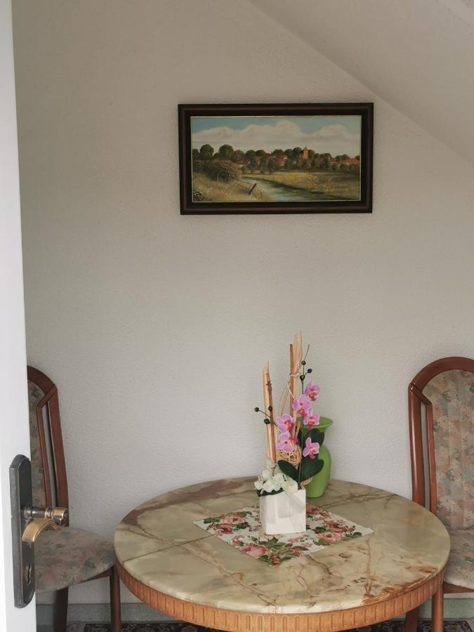 Pension Zum Park Goldberg Bagian luar foto